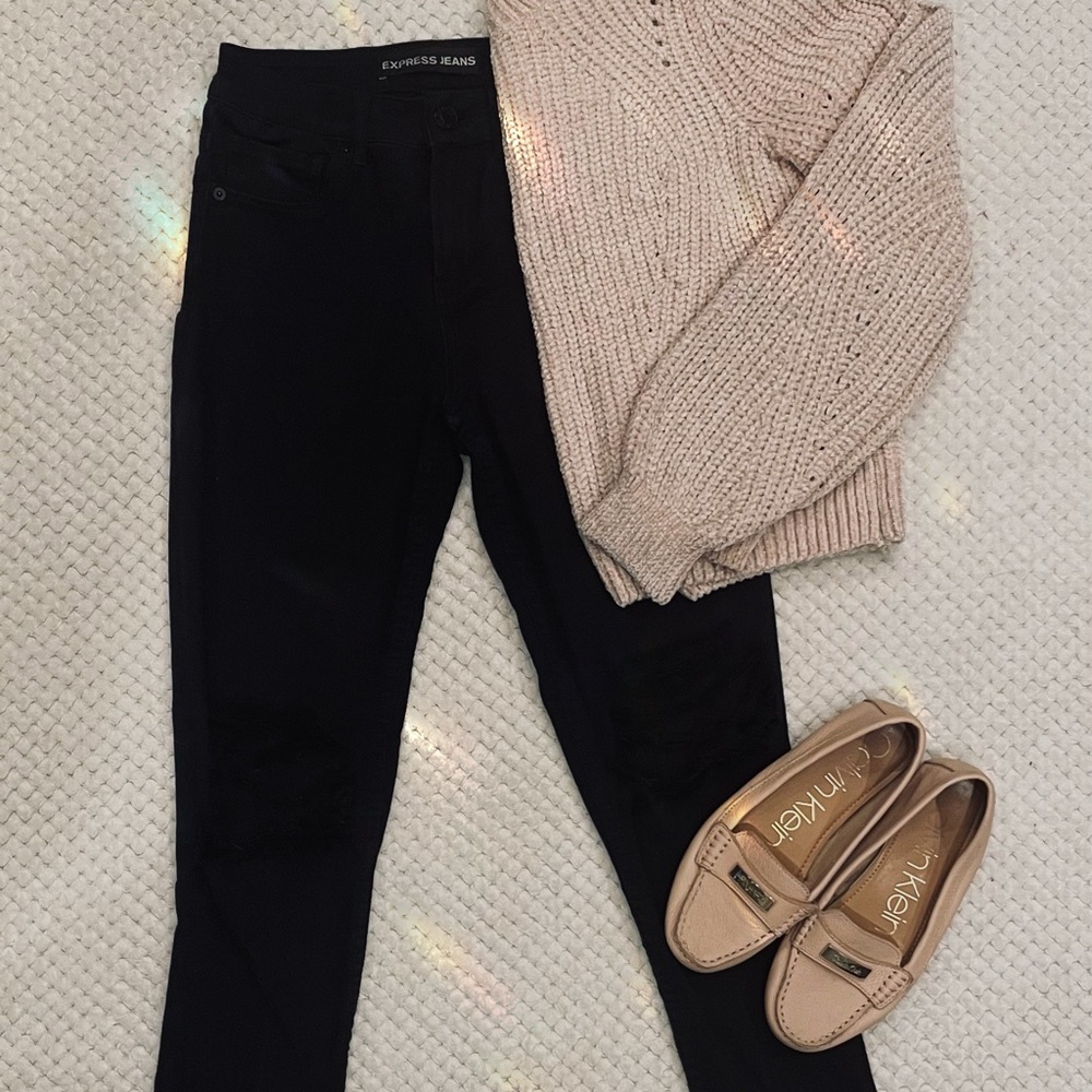 Black high waisted distressed skinny jeans